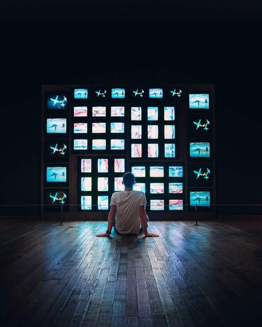 Nam June Paik, TV Eyeglasses (1995)